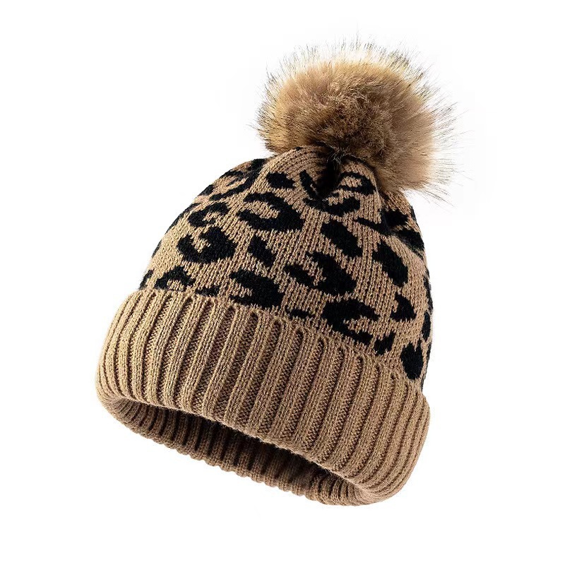 Damska czapka beanie z dzianin – Beanie Cuffed Knit recenzja i cena