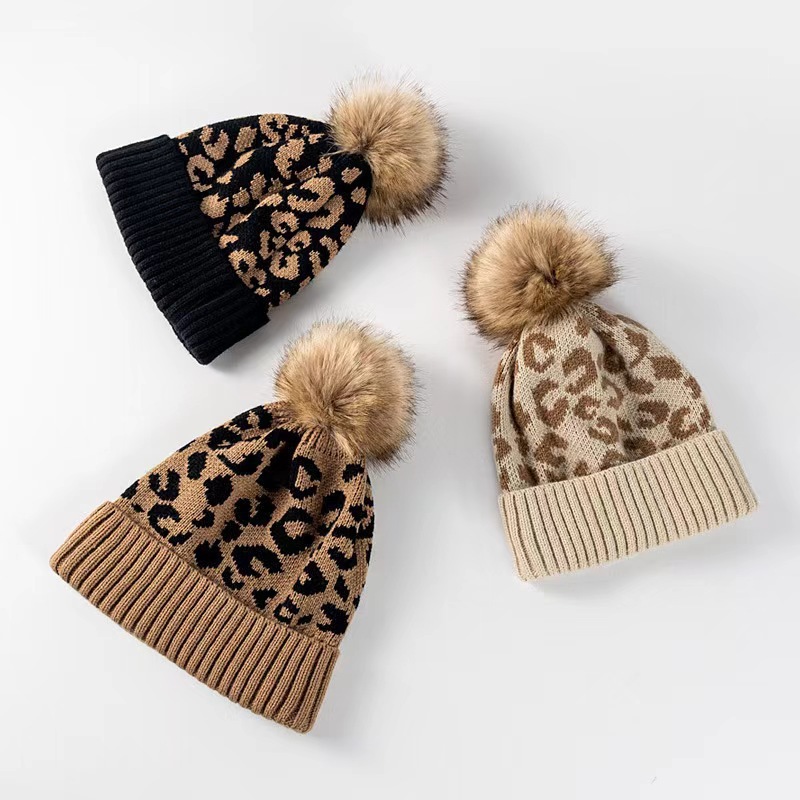 Damska czapka beanie z dzianin – Beanie Cuffed Knit recenzja i cena