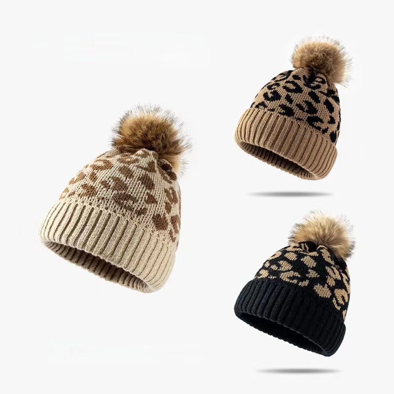 Damska czapka beanie z dzianin – Beanie Cuffed Knit recenzja i cena